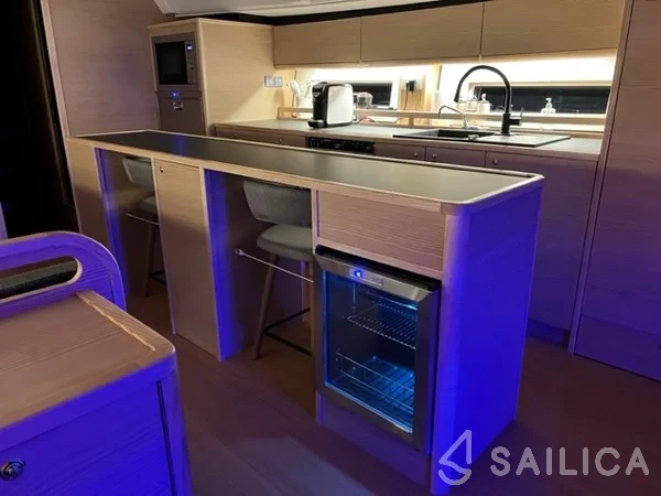 D&D Kufner 54 - Yacht Charter Sailica