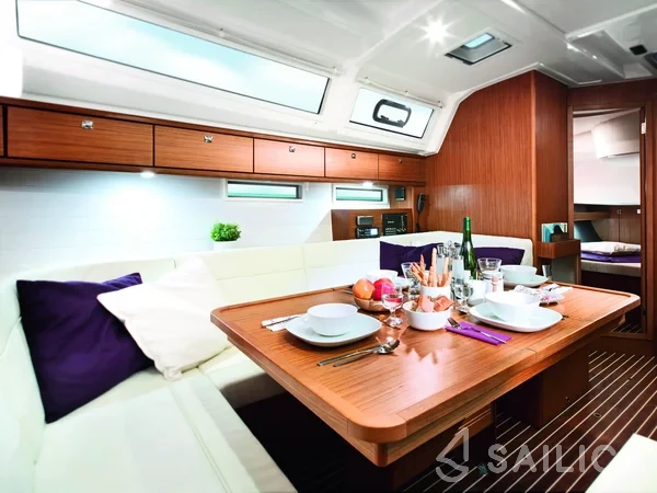 Bavaria 46 Cruiser - Yacht Charter Sailica