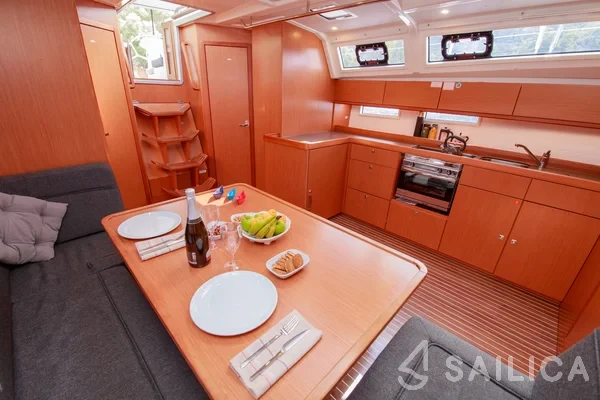 Bavaria 46 Cruiser - Yacht Charter Sailica