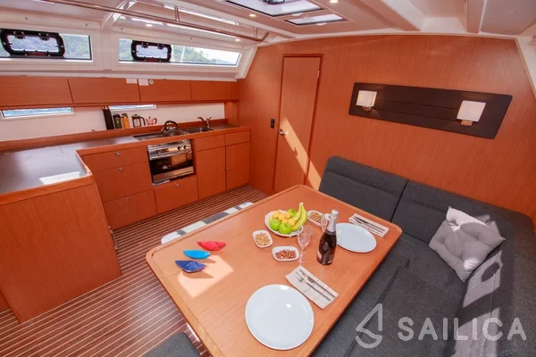 Bavaria 46 Cruiser - Yacht Charter Sailica