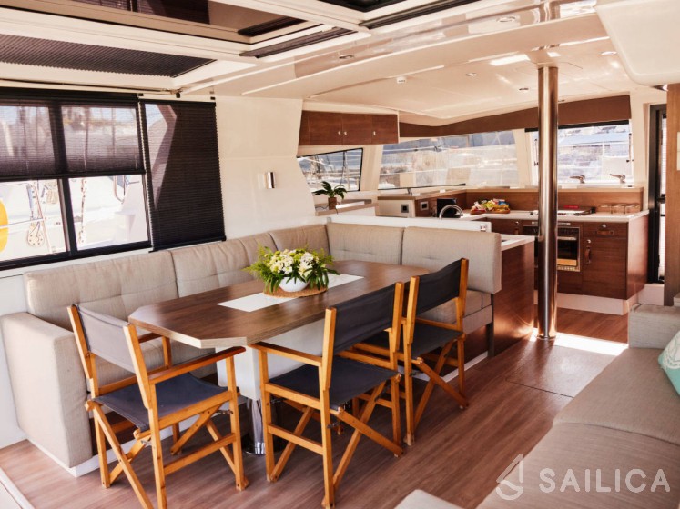 Bali 4.2 - Yacht Charter Sailica