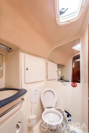 Bavaria 36 - Yacht Charter Sailica