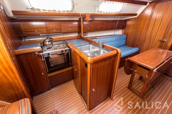 Bavaria 36 - Yacht Charter Sailica