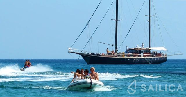 Gulet - Yacht Charter Sailica