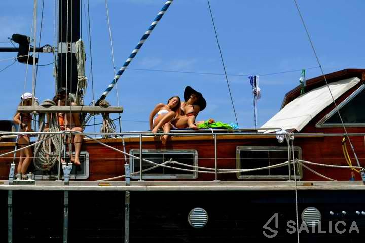 Gulet - Yacht Charter Sailica