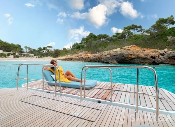 Lagoon 55 - Yacht Charter Sailica