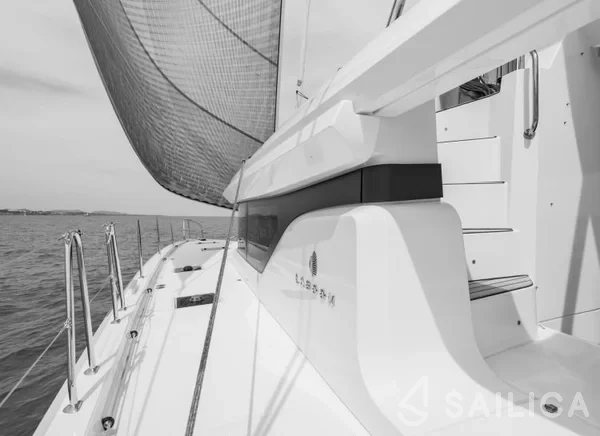 Lagoon 55 - Yacht Charter Sailica