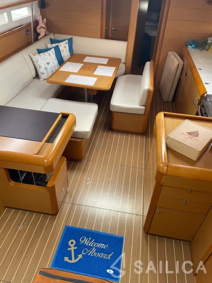 Sun Odyssey 509 - Yacht Charter Sailica