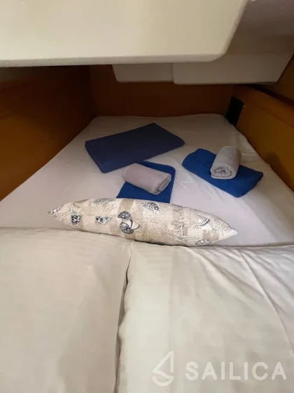 Sun Odyssey 509 - Yacht Charter Sailica