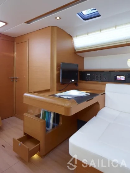 Sun Odyssey 509 - Yacht Charter Sailica