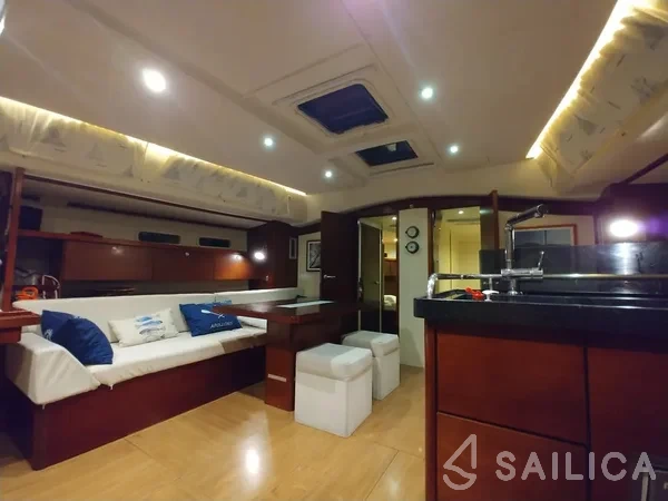 Hanse 540e - Yacht Charter Sailica