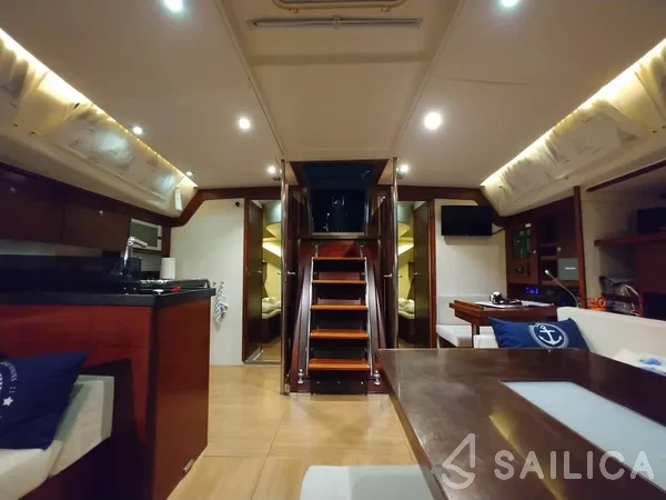 Hanse 540e - Yacht Charter Sailica
