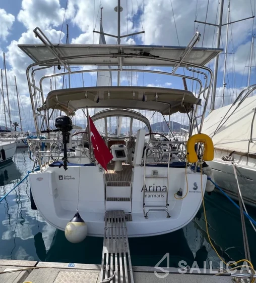 Oceanis 40 - Yacht Charter Sailica