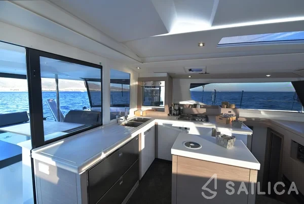 Saona 47 - Yacht Charter Sailica