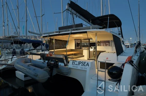 Saona 47 - Yacht Charter Sailica