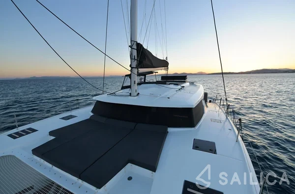 Saona 47 - Yacht Charter Sailica