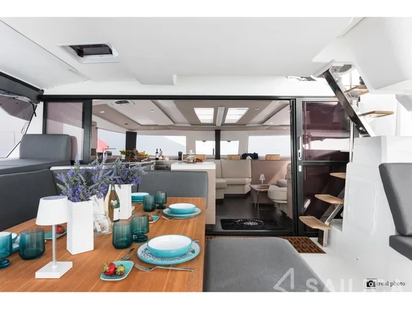 Aura 51 - Yacht Charter Sailica