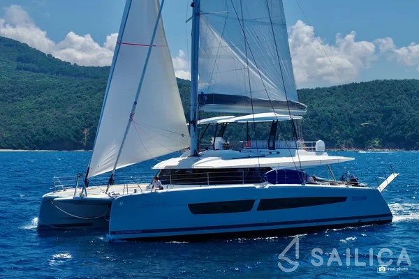 Samana 59 - Yacht Charter Sailica