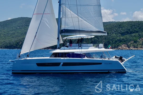 Samana 59 - Yacht Charter Sailica