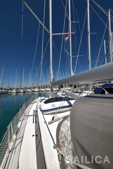 Bavaria C38 - Yacht Charter Sailica