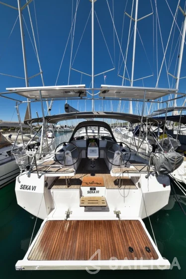 Bavaria C38 - Yacht Charter Sailica