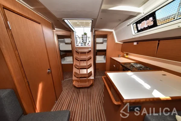 Bavaria C38 - Yacht Charter Sailica