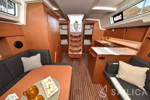Bavaria C38 - Yacht Charter Sailica