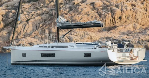 Oceanis 51.1 - Yacht Charter Sailica