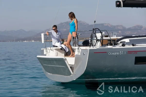 Oceanis 51.1 - Yacht Charter Sailica