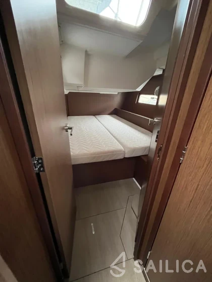 Oceanis 46.1 - Yacht Charter Sailica