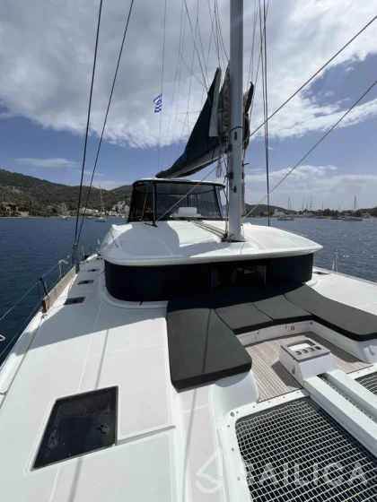 Lagoon 51 - Yacht Charter Sailica