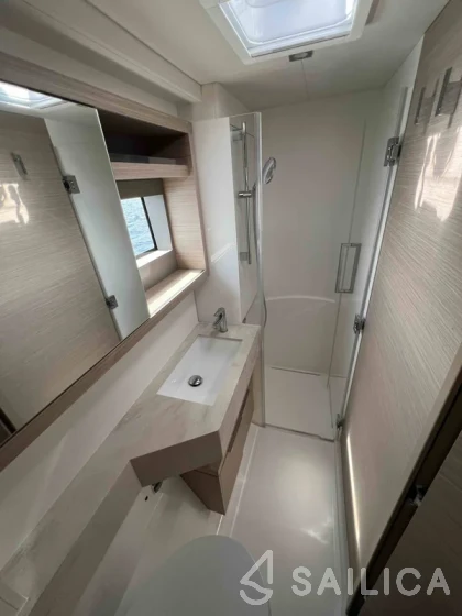 Lagoon 51 - Yacht Charter Sailica