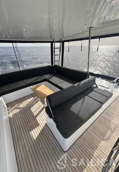 Lagoon 51 - Yacht Charter Sailica