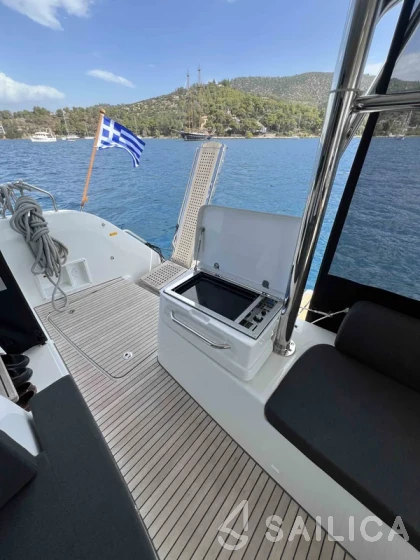 Lagoon 51 - Yacht Charter Sailica