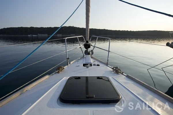 Elan 40 Impression - Yacht Charter Sailica
