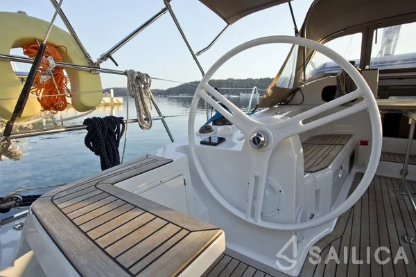 Elan 40 Impression - Yacht Charter Sailica