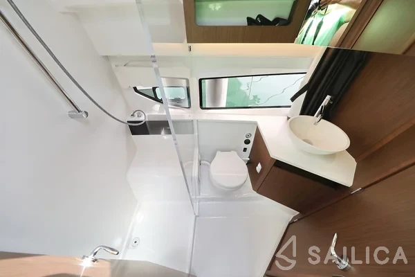 Antares 11 Fly OB - Yacht Charter Sailica