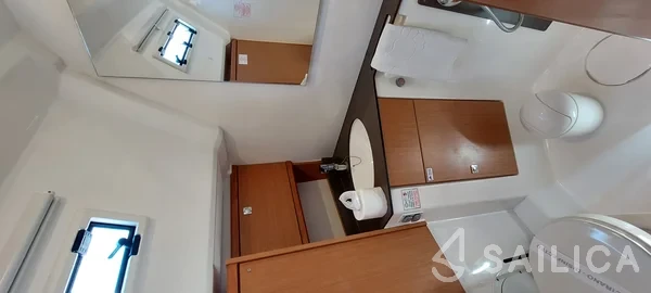 Bavaria 46 Cruiser - Yacht Charter Sailica