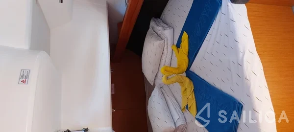 Bavaria 46 Cruiser - Yacht Charter Sailica