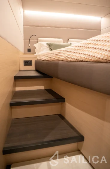 Lagoon 55 - Yacht Charter Sailica