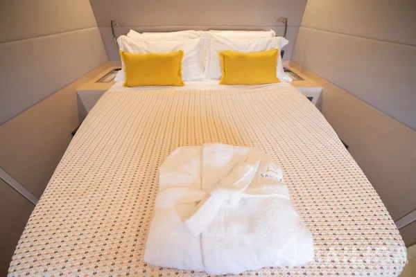 Lagoon 55 - Yacht Charter Sailica