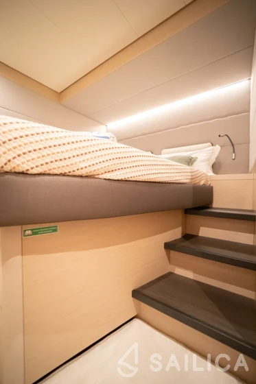 Lagoon 55 - Yacht Charter Sailica