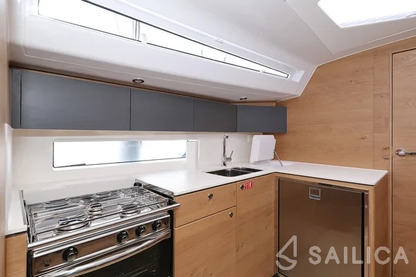 Elan 45 Impression - Yacht Charter Sailica