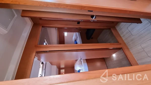 Bavaria 46 Cruiser - Yacht Charter Sailica