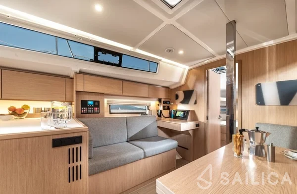 Bavaria 46 Cruiser - Yacht Charter Sailica