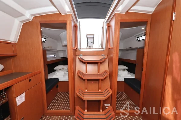 Bavaria 37 Cruiser - Yacht Charter Sailica