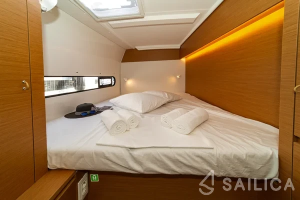 Excess 11 - Yacht Charter Sailica