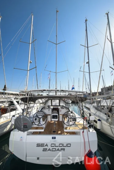 Bavaria C38 - Yacht Charter Sailica