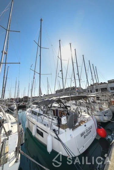 Bavaria C38 - Yacht Charter Sailica