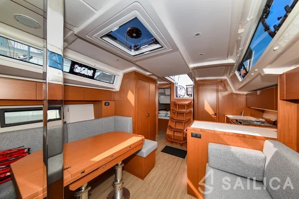 Bavaria C38 - Yacht Charter Sailica